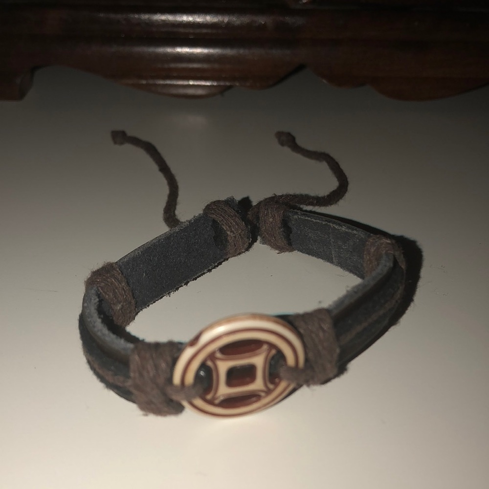 Leather unisex bracelet